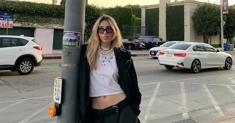 The It Girl Guide: A Fashion Blog for Gen Zers