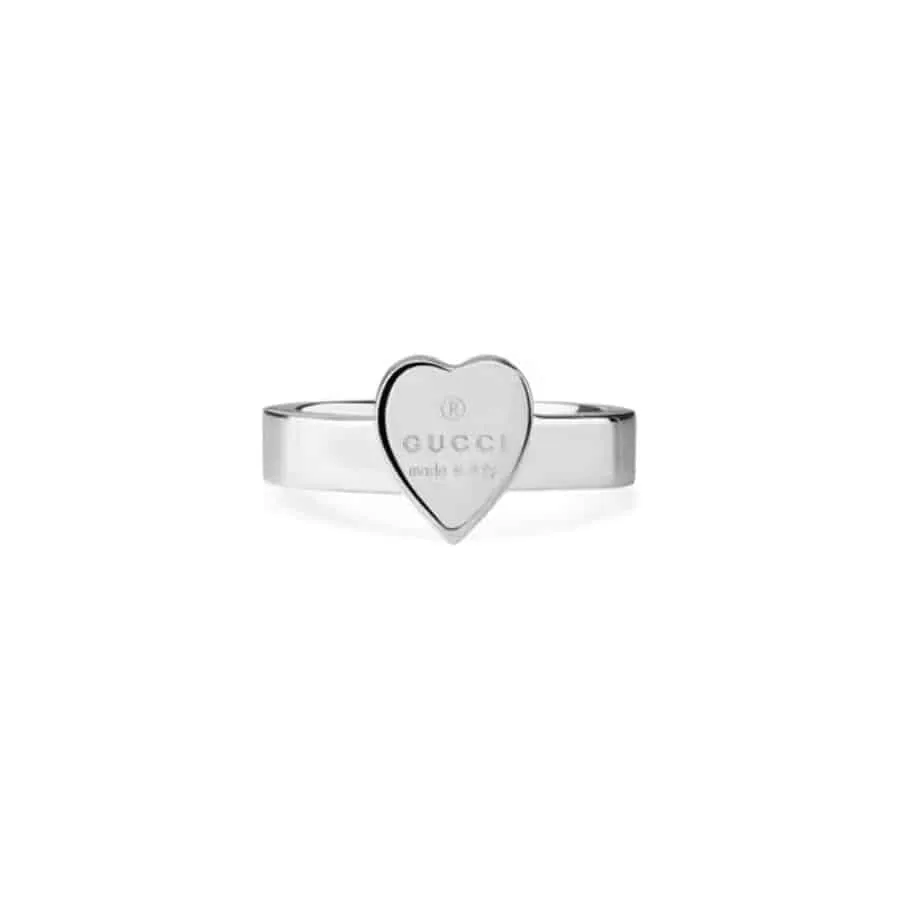 Silver Gucci ring with a heart pendant