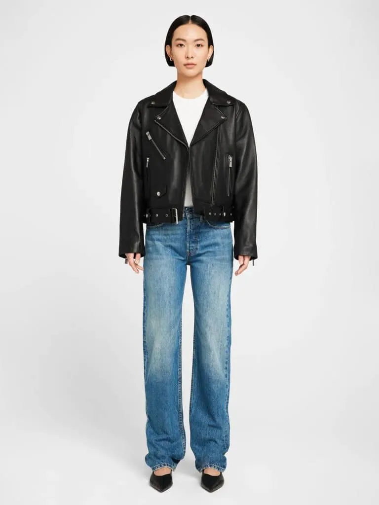 leather bikr jacket
it girl coat
fall/winter coat