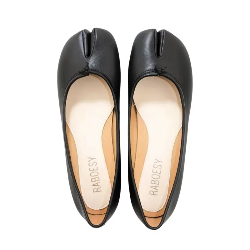 tabi ballet flats