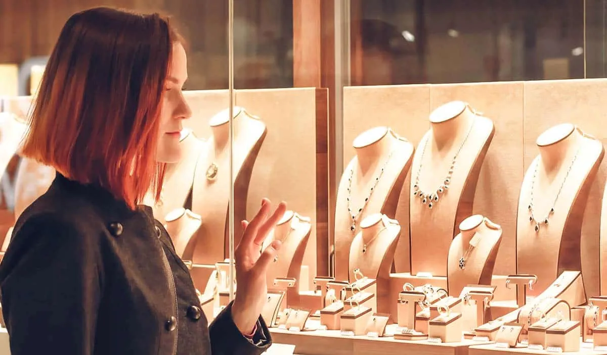 8 Things You Need to Know When Shopping for Jewelry