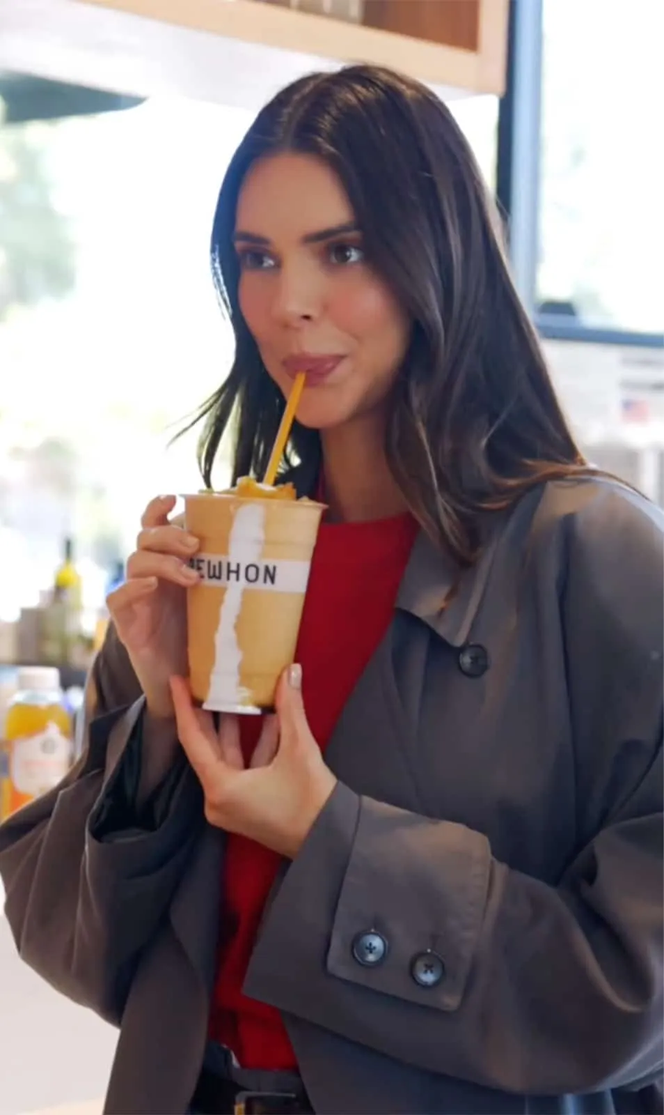 HOW TO MAKE KENDALL JENNER'S EREWHON SMOOTHIE