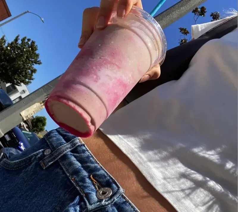 I TRIED THE HAILEY BIEBER EREWHON SMOOTHIE, SO YOU DON'T HAVE TO