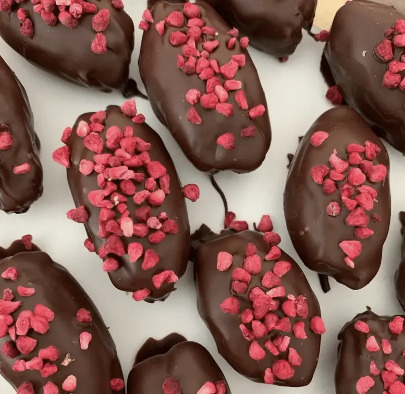 MY FAVORITE HEALTHY VEGAN SNICKERS RECIPE